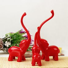 伍月鳥(niǎo) 三口之家的詩(shī)意祝福——樹(shù)脂工藝品與工藝扇的家居裝飾魅力